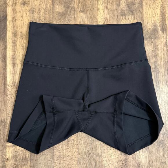 Lululemon Wunder Train Short High Rise 4” Everlux Biker Yoga Gym Black Size 6 - Picture 9 of 9